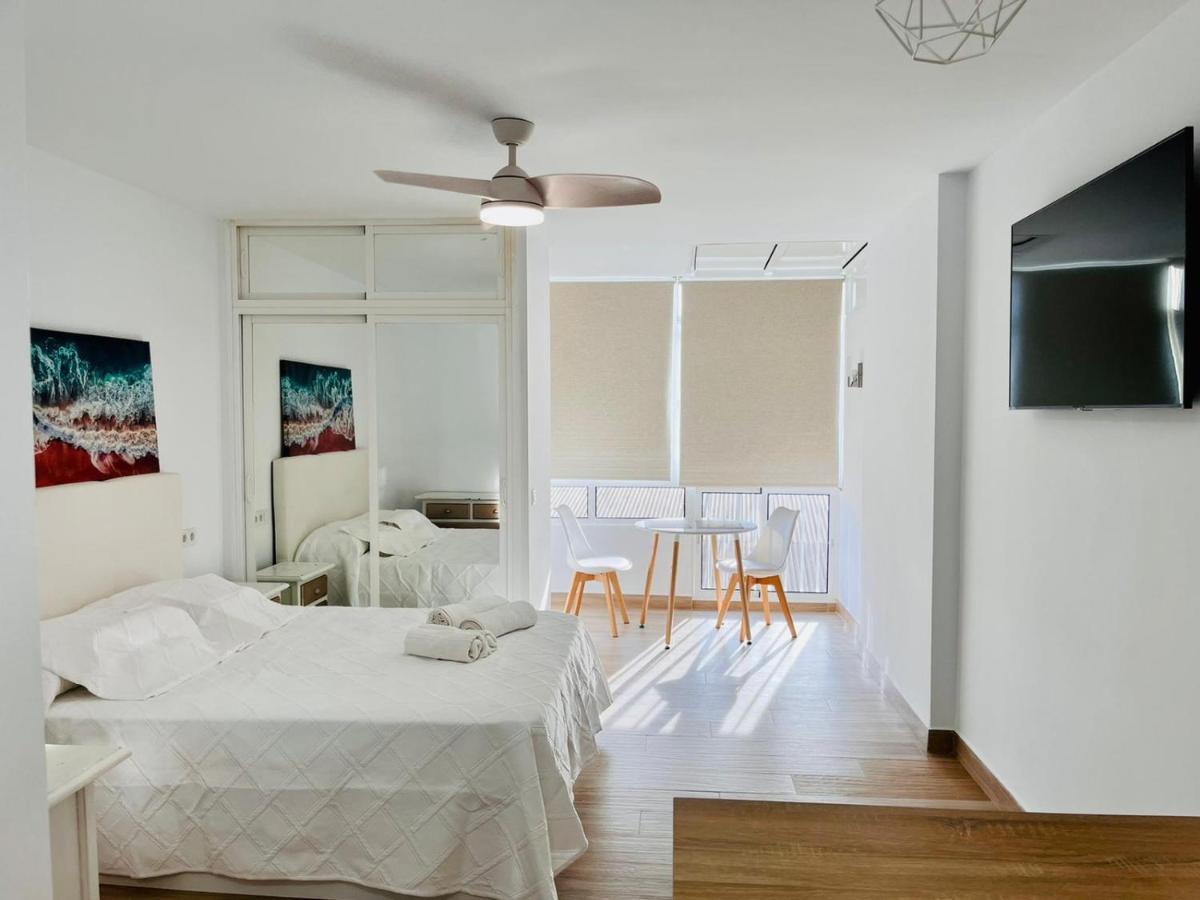 베날마데나코스타 Moderno Y Nuevo Apartamento Playa 아파트 외부 사진