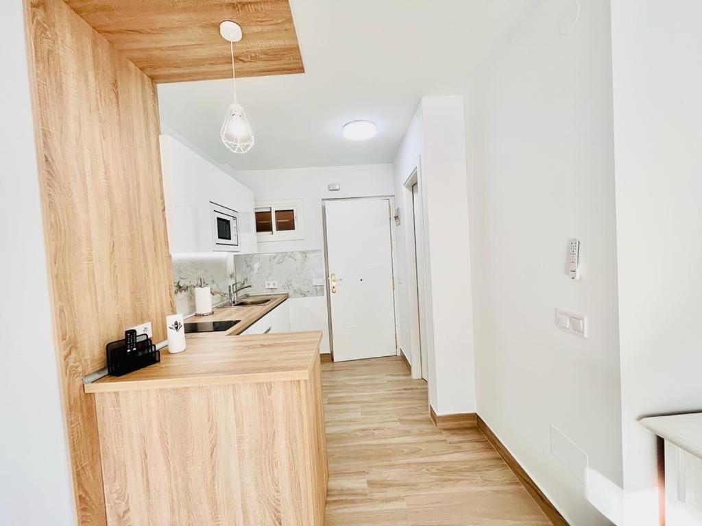 베날마데나코스타 Moderno Y Nuevo Apartamento Playa 아파트 외부 사진